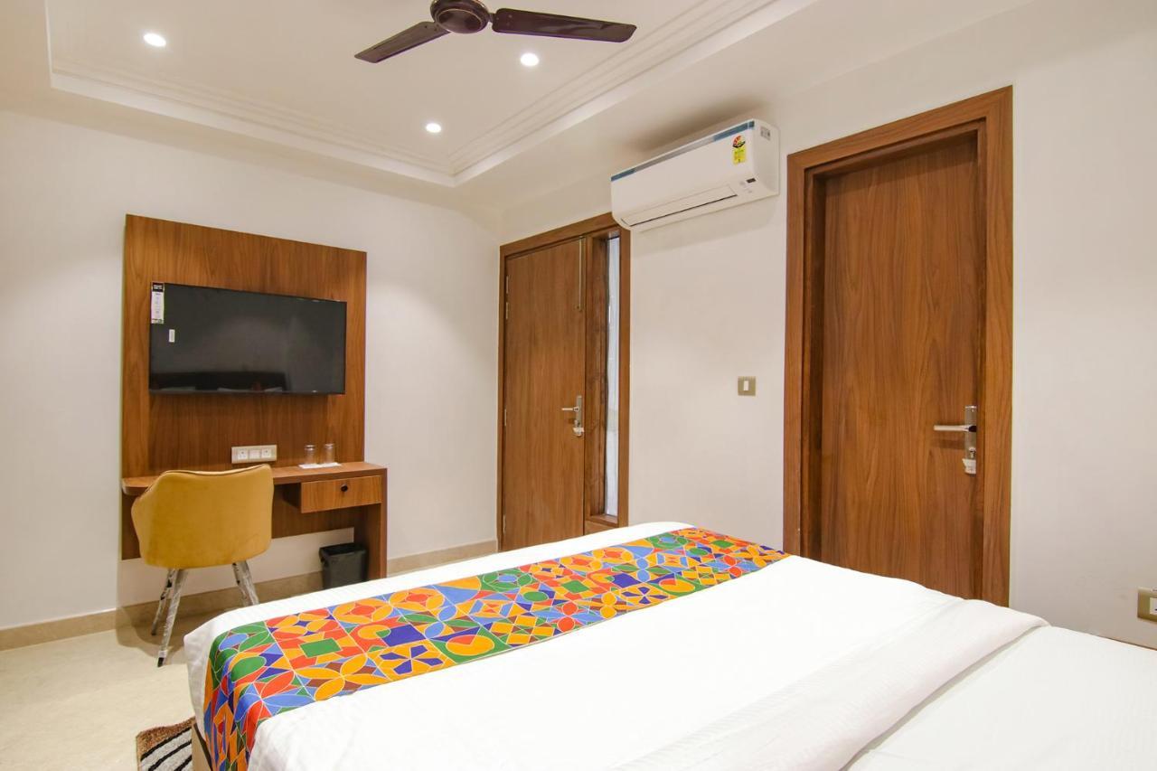 Fabhotel La Serene Bnb- Ashok Vihar Nowe Delhi Zewnętrze zdjęcie